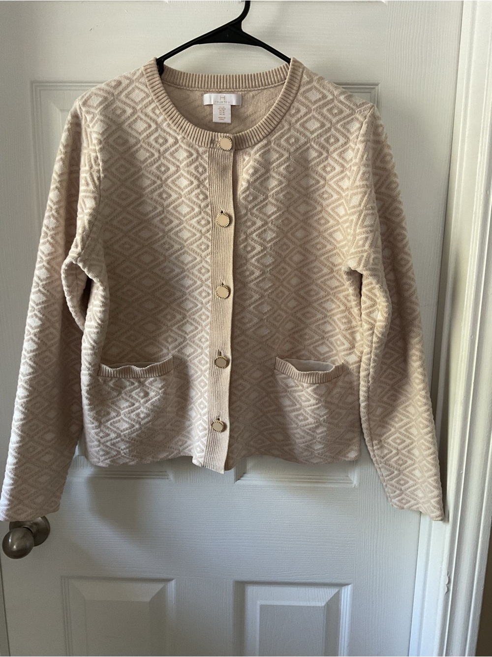 Halston Women’s M Beige Geometric Knit Cardigan Gold Button Pocket Sweater - Picture 2 of 11
